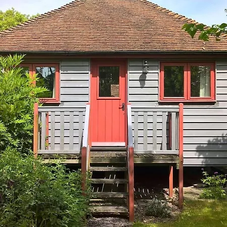 The Granary At Palm Tree House In S.E. Kent Apartamento Lyminge Exterior foto